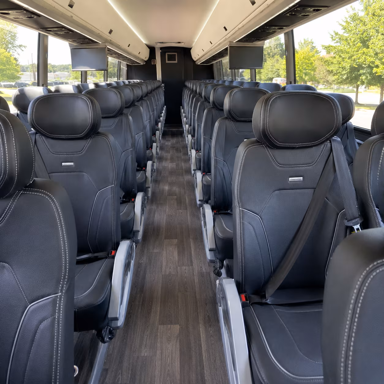 charter bus rentals for federal agencies and contractors along the us 26 tech corridor