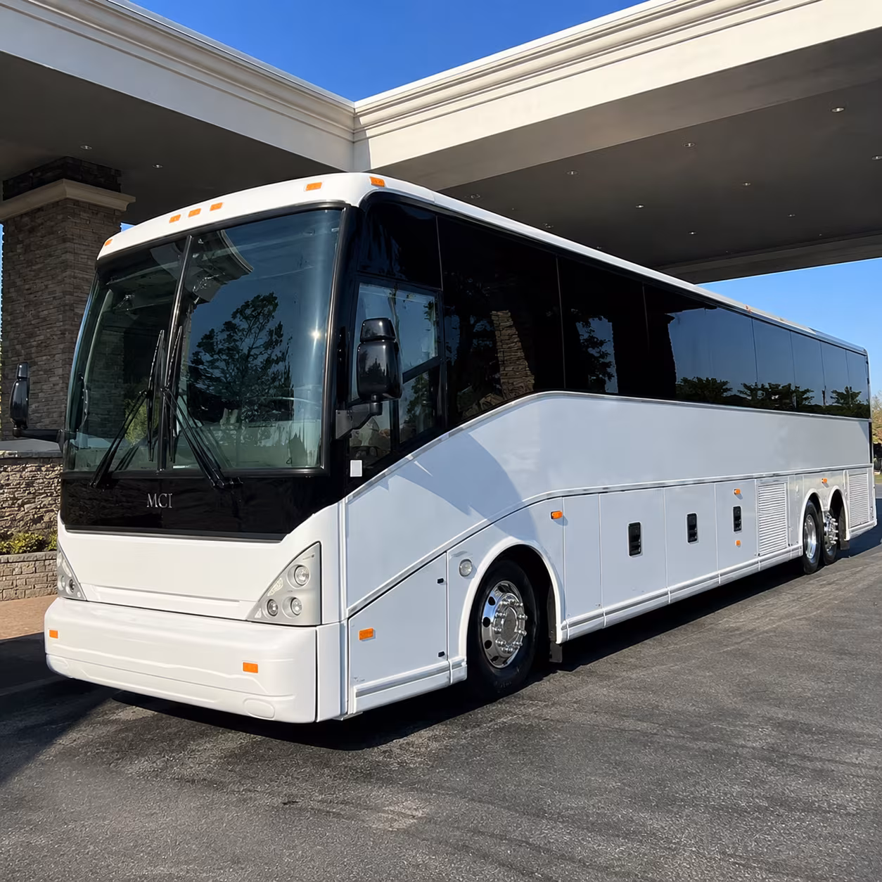 charter bus rentals to portland international airport pdx from hillsboro
