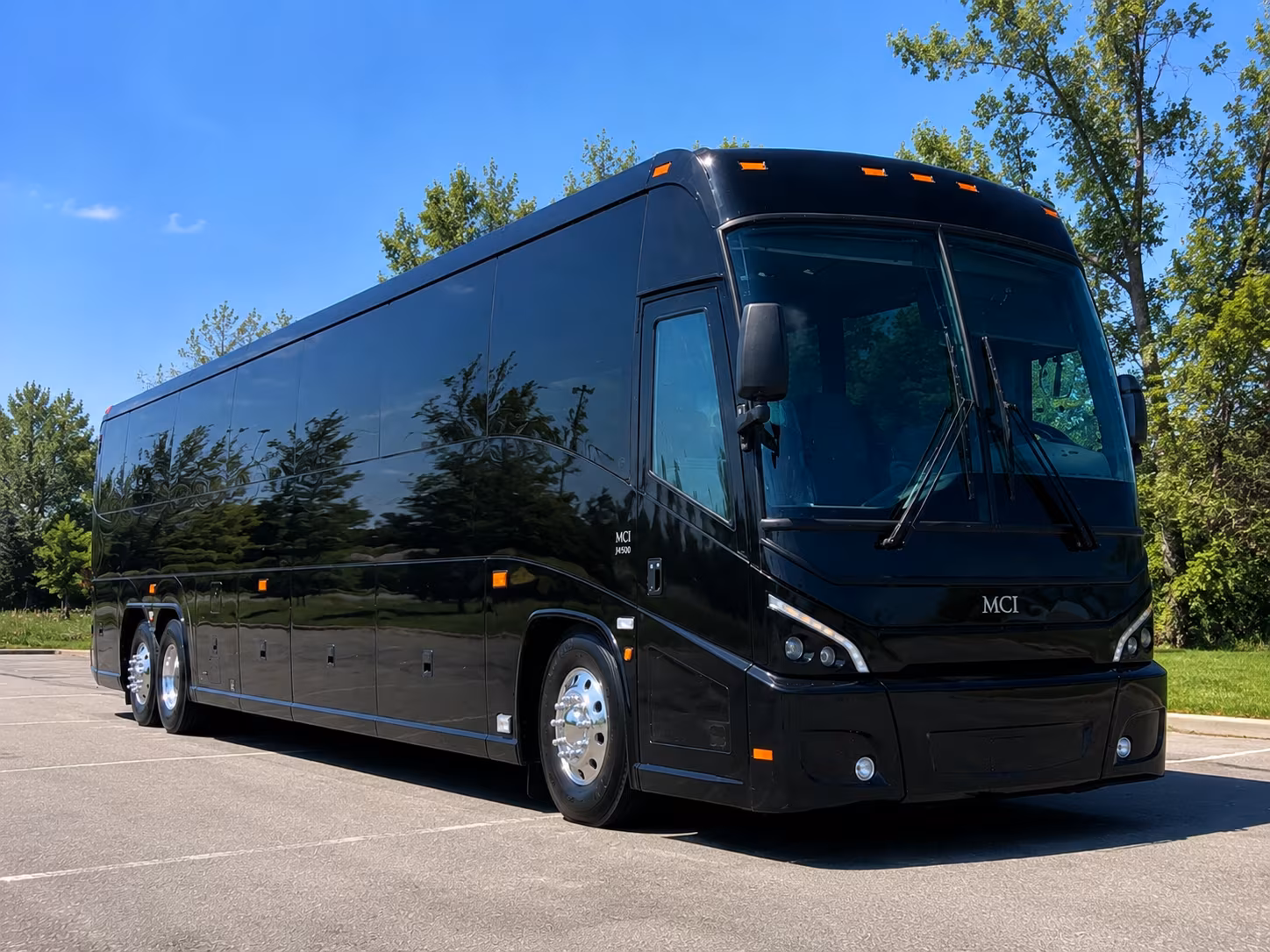 charter bus wine tours through the dundee hills and chehalem mountains