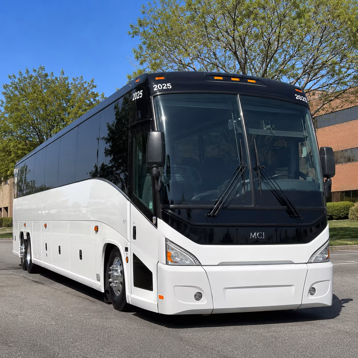 charter buses to tualatin valley tasting rooms from hillsboro