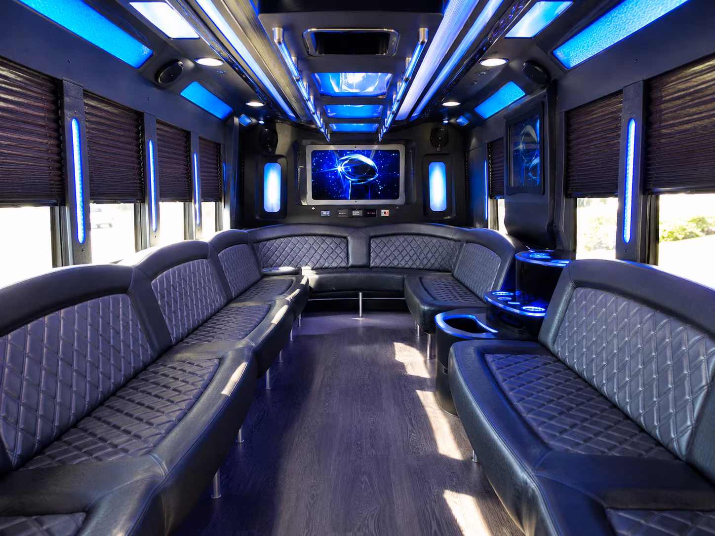 hillsboro 28 passenger party bus inside